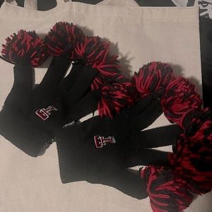 Official Texas Tech Red Raiders Pom Pom Gloves